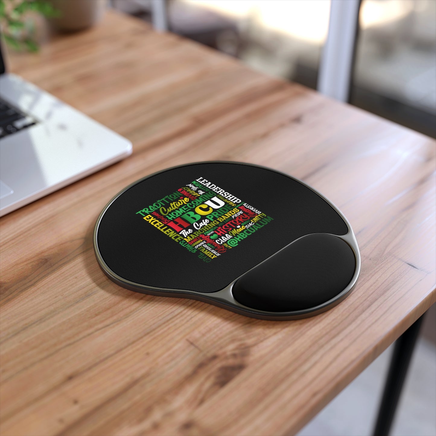 Tradition Mouse Pad With Wrist Rest